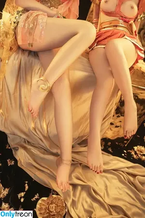 nekokoyoshi / kumicho_cat / 喵小吉 / 爆机少女 喵小吉 nude photo #2294