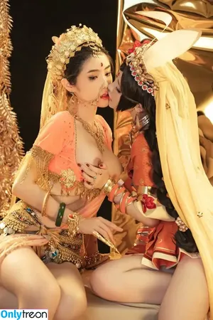 nekokoyoshi / kumicho_cat / 喵小吉 / 爆机少女 喵小吉 nude photo #2301