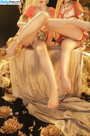 nekokoyoshi / kumicho_cat / 喵小吉 / 爆机少女 喵小吉 nude photo #2320