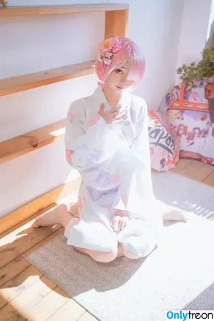 nekokoyoshi / kumicho_cat / 喵小吉 / 爆机少女 喵小吉 nude photo #2338