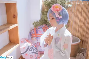 nekokoyoshi / kumicho_cat / 喵小吉 / 爆机少女 喵小吉 nude photo #2358
