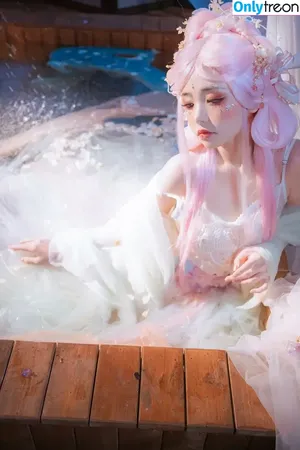 nekokoyoshi / kumicho_cat / 喵小吉 / 爆机少女 喵小吉 nude photo #2420