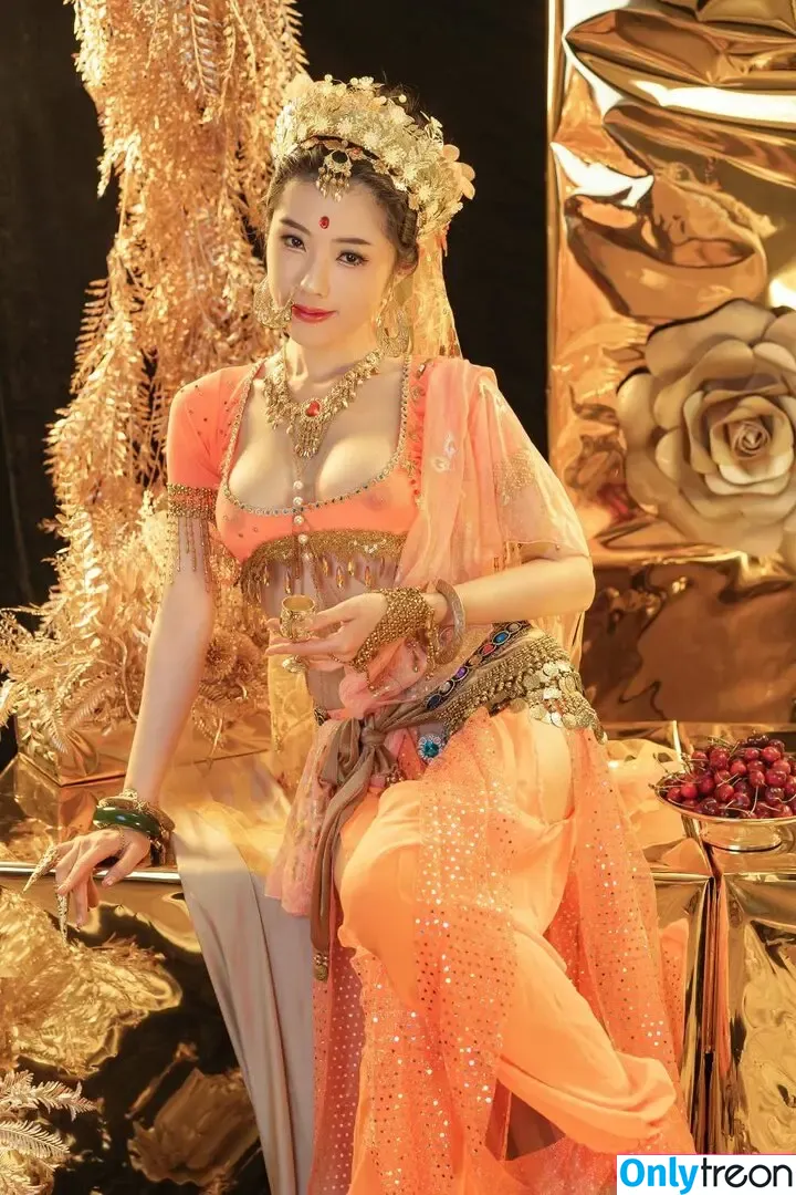 nekokoyoshi nude photo #2289 (kumicho_cat / 喵小吉 / 爆机少女 喵小吉)