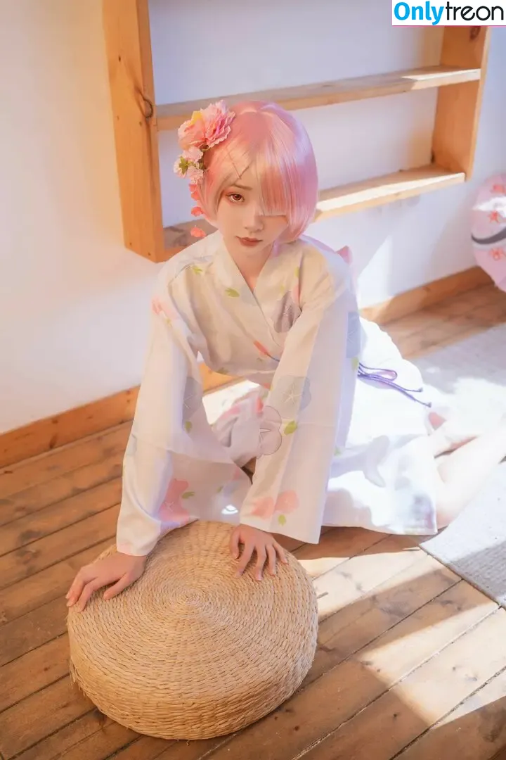 nekokoyoshi nude photo #2361 (kumicho_cat / 喵小吉 / 爆机少女 喵小吉)