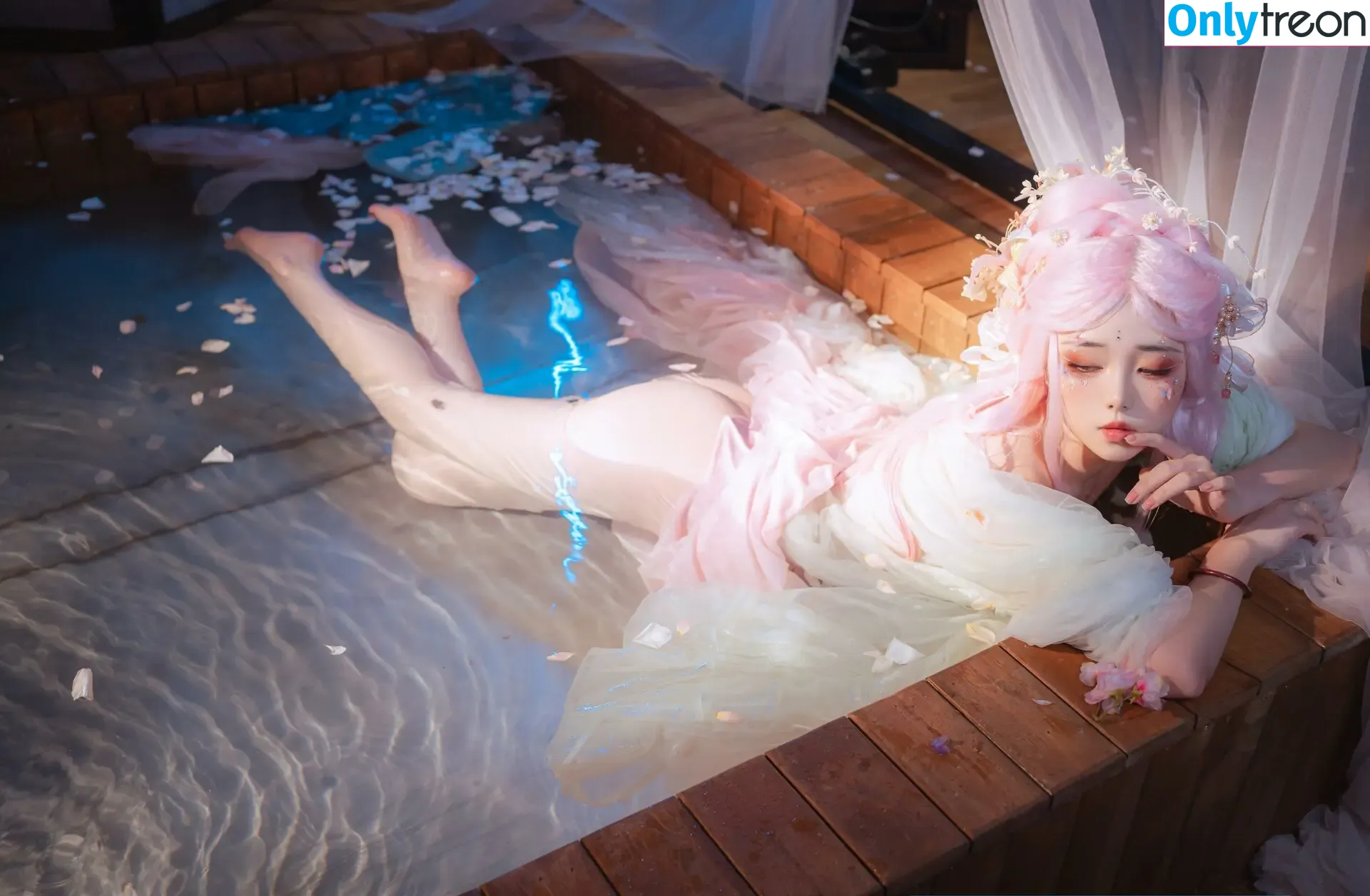 nekokoyoshi nude photo #2433 (kumicho_cat / 喵小吉 / 爆机少女 喵小吉)
