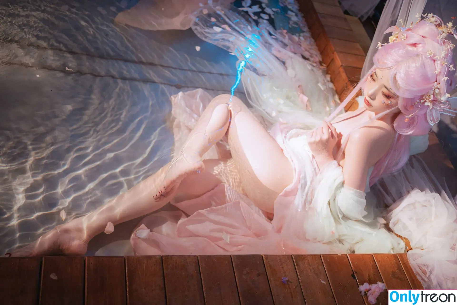 nekokoyoshi nude photo #2456 (kumicho_cat / 喵小吉 / 爆机少女 喵小吉)