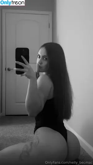 Nelly Becmac / nelly_becmac / thepeachapp model nude photo #0156