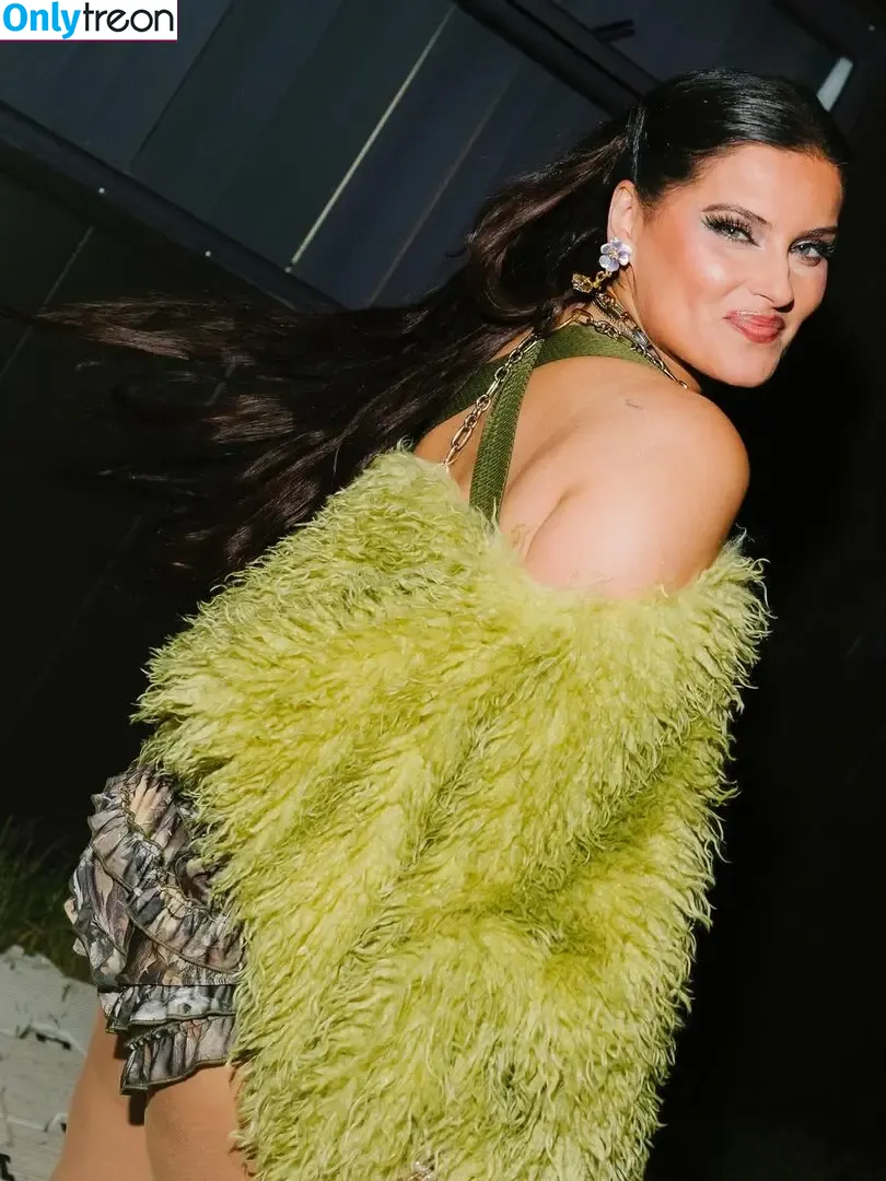 Nelly Furtado nude photo #0614 (juicyunknown / nellyfurtado)