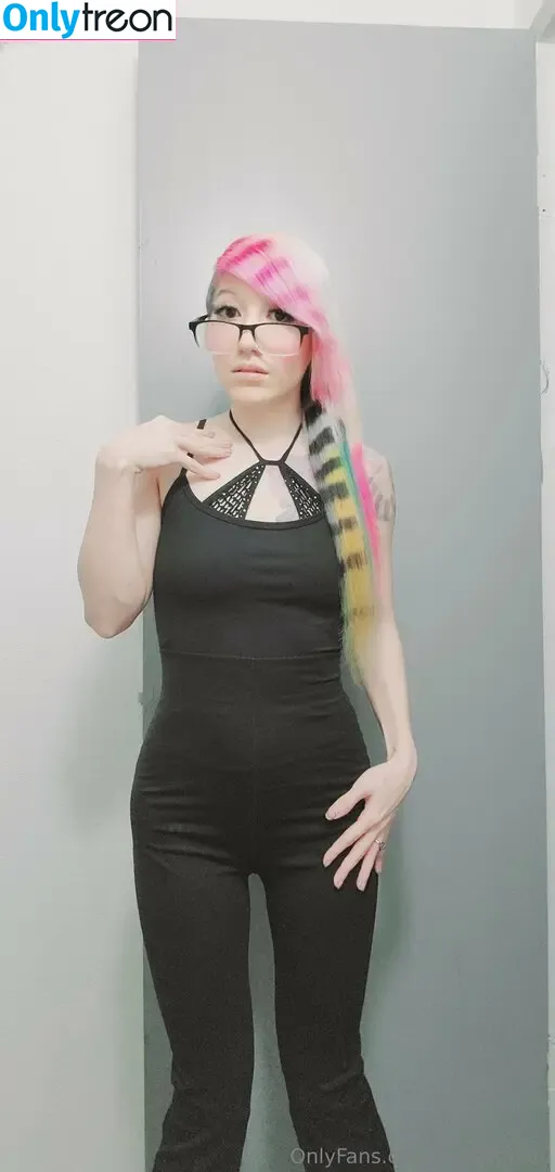 neon-bunni nude photo #0095 (neon-bunni)