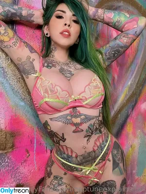 neptuneexplainsitall / neptunehomeofficial / urwaifuneptune nude photo #0057