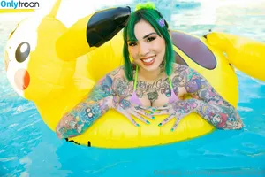 neptuneexplainsitall / neptunehomeofficial / urwaifuneptune nude photo #0210