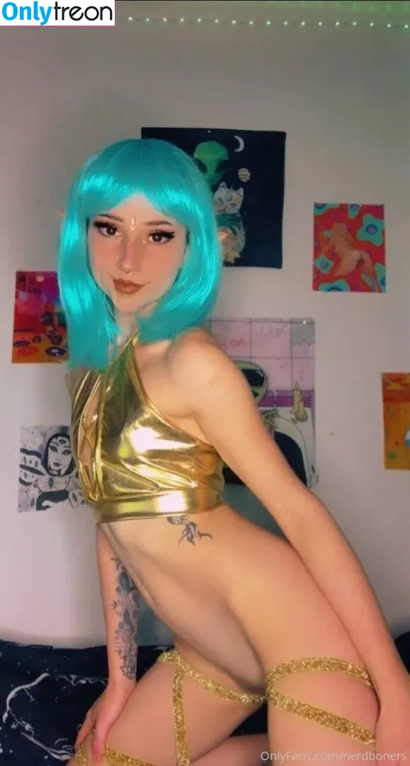 nerdboners nude photo #0127 (nerd.boners)