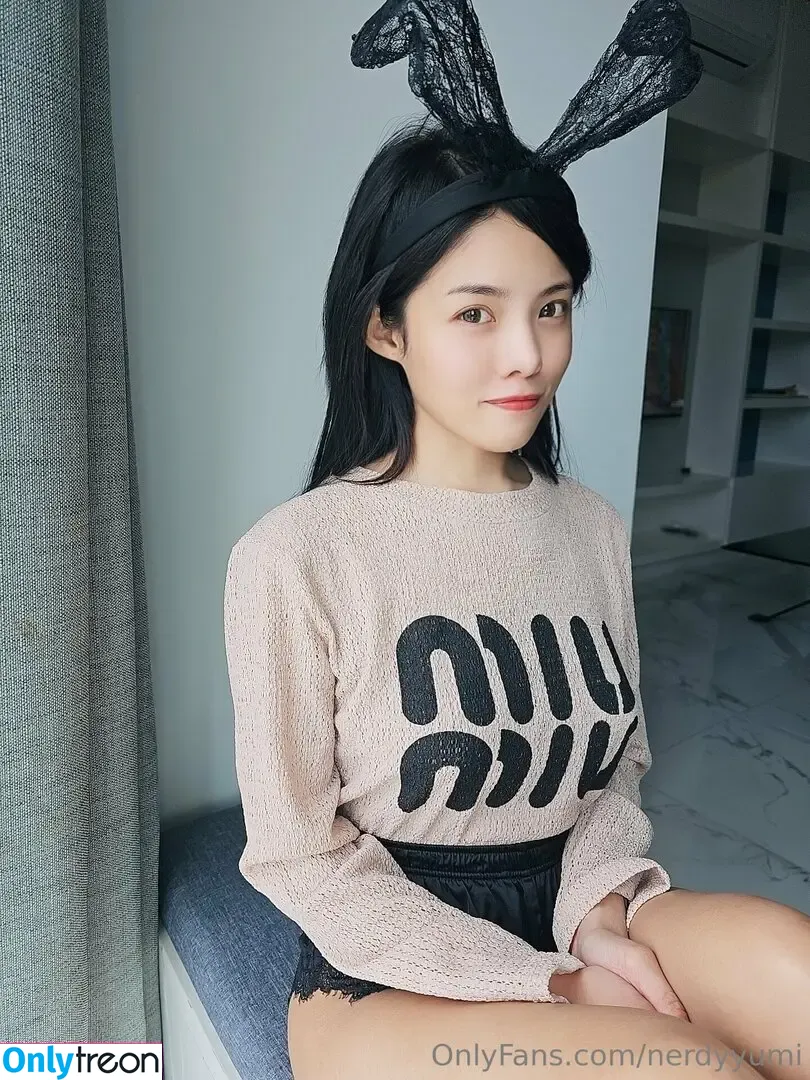 nerdyyumi nude photo #0060 (yumi_webtoon)