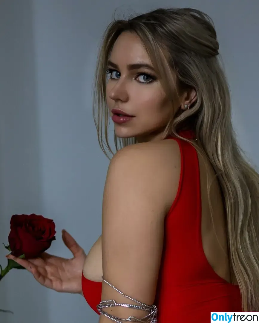 Neringa Kriziute nude photo #0518 (neringakriziute / nkriziute)