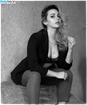 Neringa Kriziute / neringakriziute / nkriziute nude photo #1224