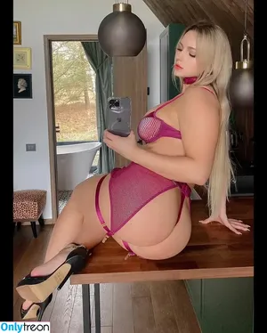 Neringa Kriziute / neringakriziute / nkriziute nude photo #1263