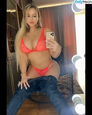 Neringa Kriziute / neringakriziute / nkriziute nude photo #1280
