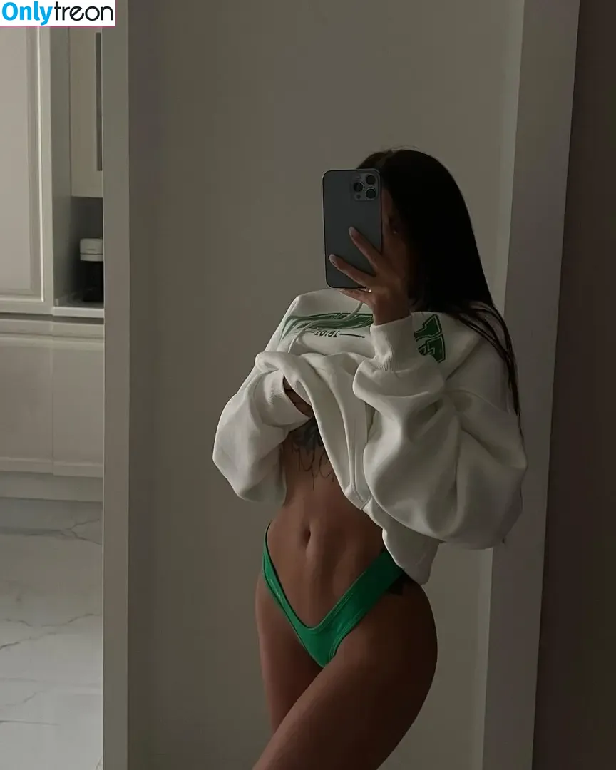 Nessa Orlova nude photo #0196 (nessaorlova / orlova_ness_life)