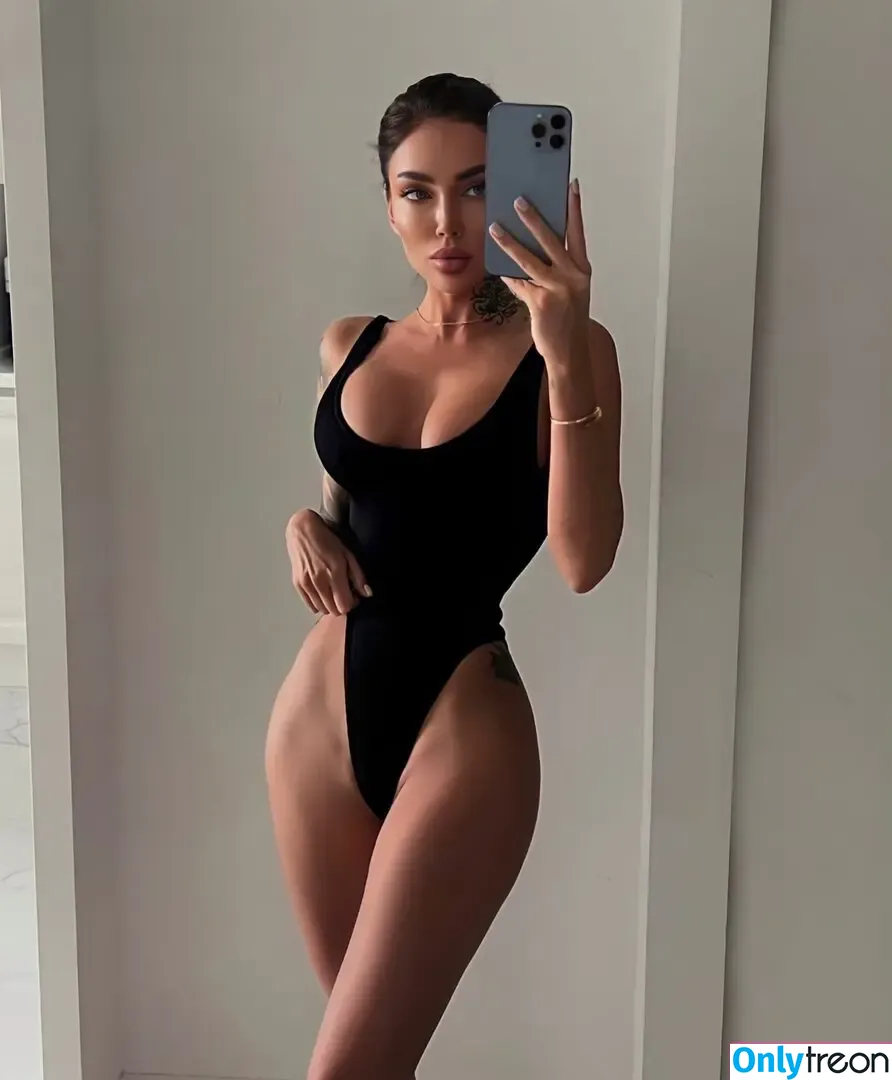 Nessa Orlova nude photo #0399 (nessaorlova / orlova_ness_life)