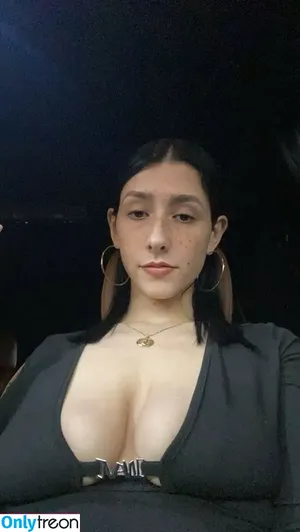 nevaevaaaaa / nevaevaaaaaa nude photo #0009