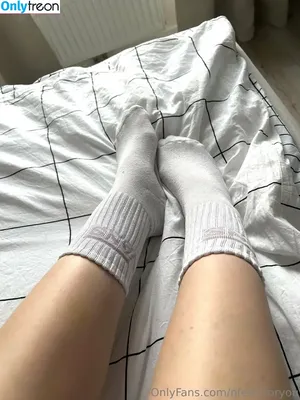 nfeet_foryou / dareal_flacomcfly nude photo #0009