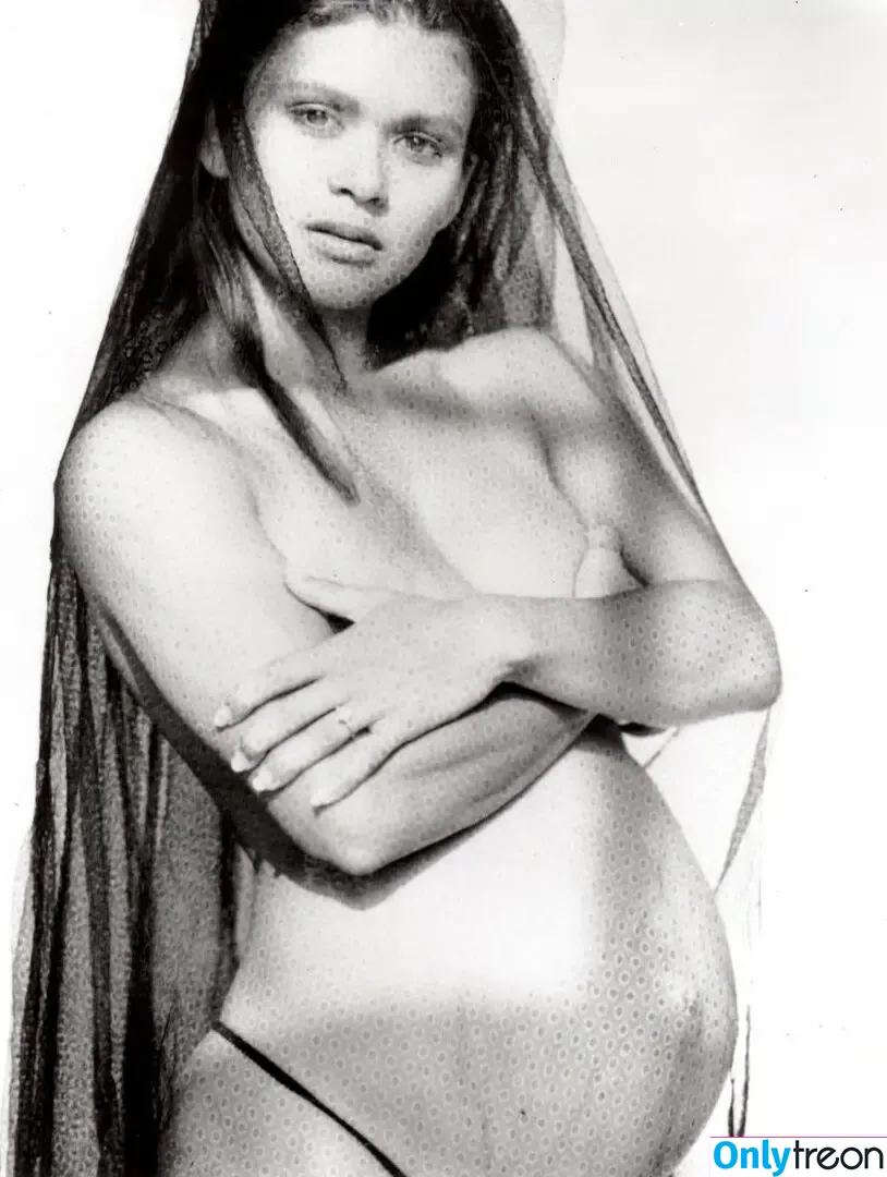 Nia Peeples nude photo #0005 (niapeeples)