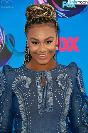 Nia Sioux / niasioux nude photo #0170