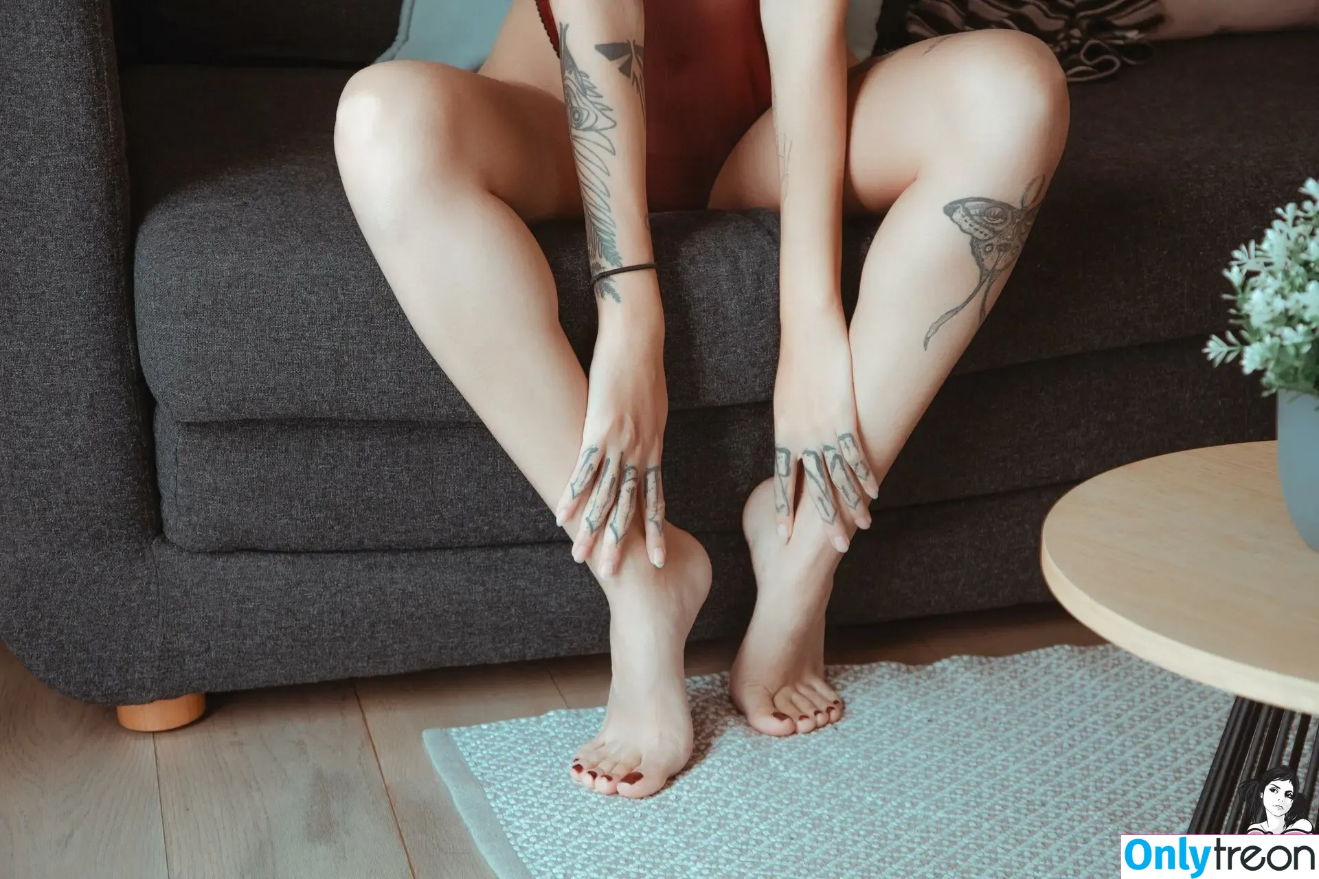niamae nude photo #0007 (niae_unlv)