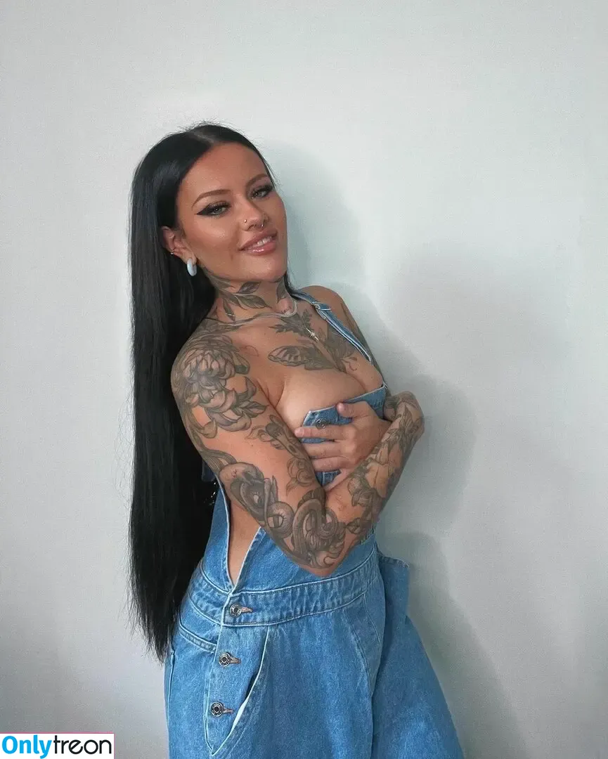 Niamh Velvet nude photo #0070 (niamhvelvet)