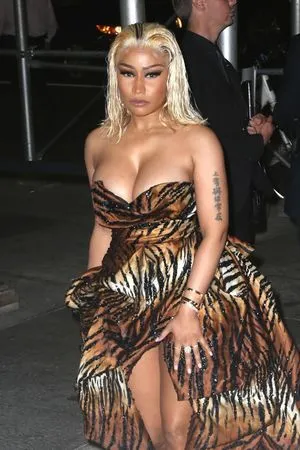 Nicki Minaj / nickiminaj nude photo #0157