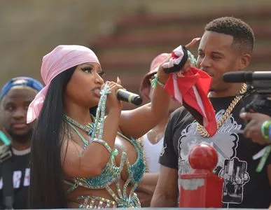 Nicki Minaj / nickiminaj nude photo #0196