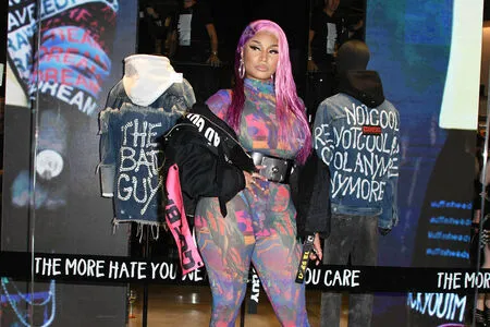 Nicki Minaj / nickiminaj nude photo #0222