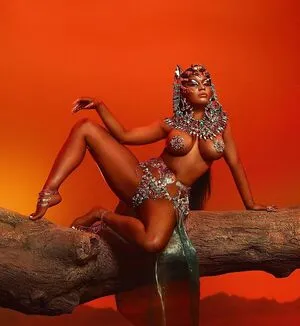 Nicki Minaj / nickiminaj nude photo #0262