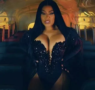 Nicki Minaj / nickiminaj nude photo #0265