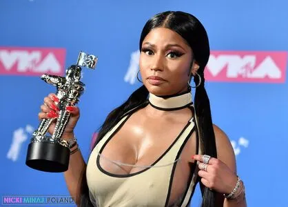 Nicki Minaj / nickiminaj nude photo #0300