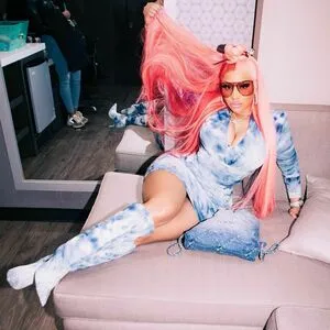 Nicki Minaj / nickiminaj nude photo #0330