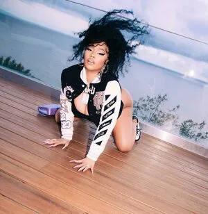 Nicki Minaj / nickiminaj nude photo #0339