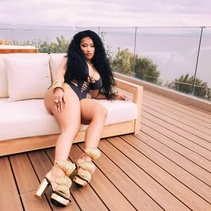 Nicki Minaj / nickiminaj nude photo #0343