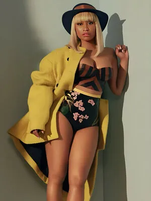 Nicki Minaj / nickiminaj nude photo #0360