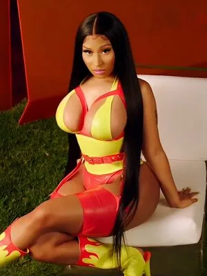 Nicki Minaj / nickiminaj nude photo #0375