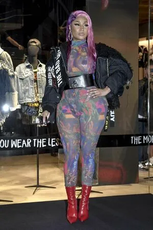 Nicki Minaj / nickiminaj nude photo #0433