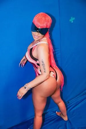 Nicki Minaj / nickiminaj nude photo #0445