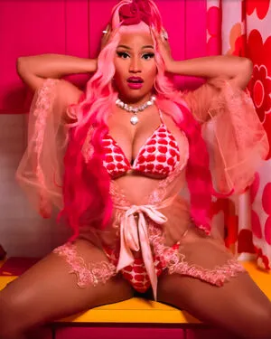 Nicki Minaj / nickiminaj nude photo #0476