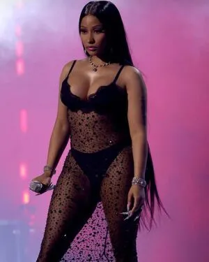 Nicki Minaj / nickiminaj nude photo #0522