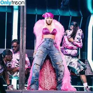 Nicki Minaj / nickiminaj nude photo #0626