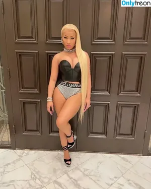 Nicki Minaj / nickiminaj nude photo #0706