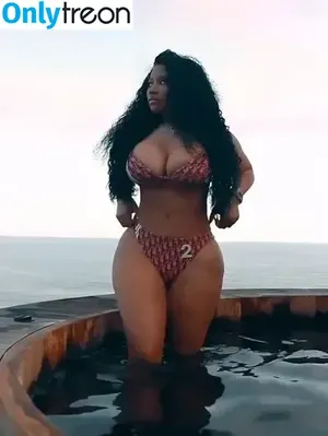 Nicki Minaj / nickiminaj nude photo #0731