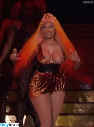 Nicki Minaj / nickiminaj nude photo #0750