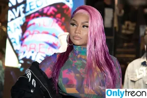 Nicki Minaj / nickiminaj nude photo #0784