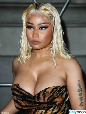 Nicki Minaj / nickiminaj nude photo #0796